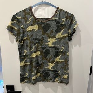 Madewell camo linen tee